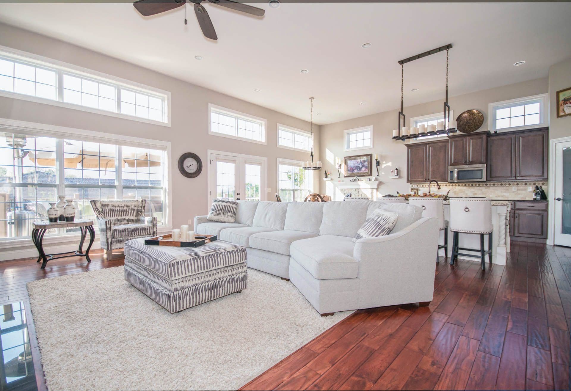 apartment-bedroom-ceiling