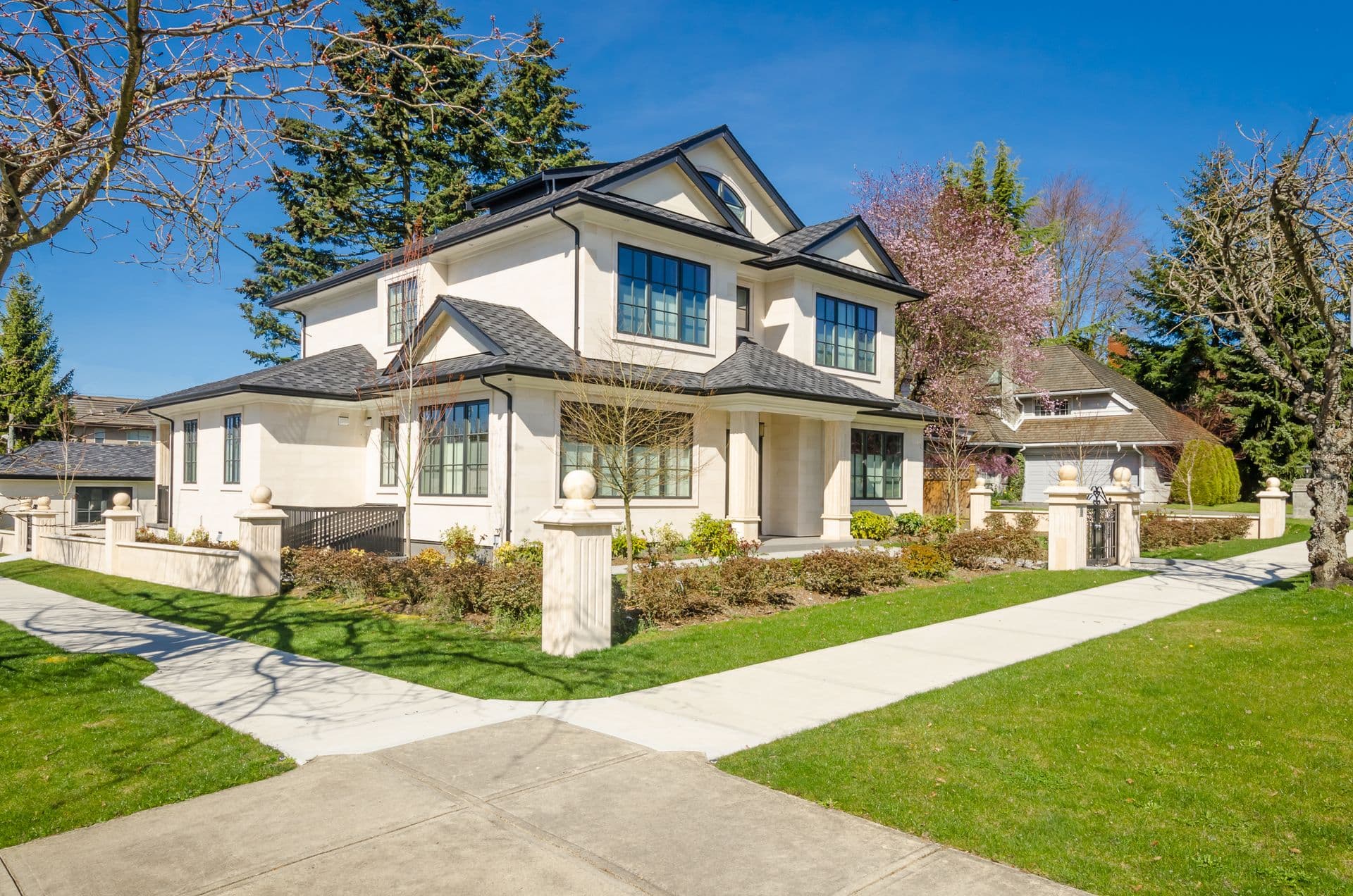 Home-Improvement-Contractors-Milwaukee-WI